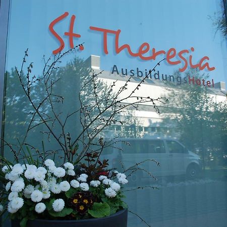 Ausbildungshotel St. Theresia ミュンヘン エクステリア 写真