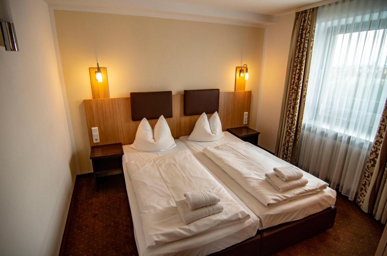 Ausbildungshotel St. Theresia ミュンヘン エクステリア 写真